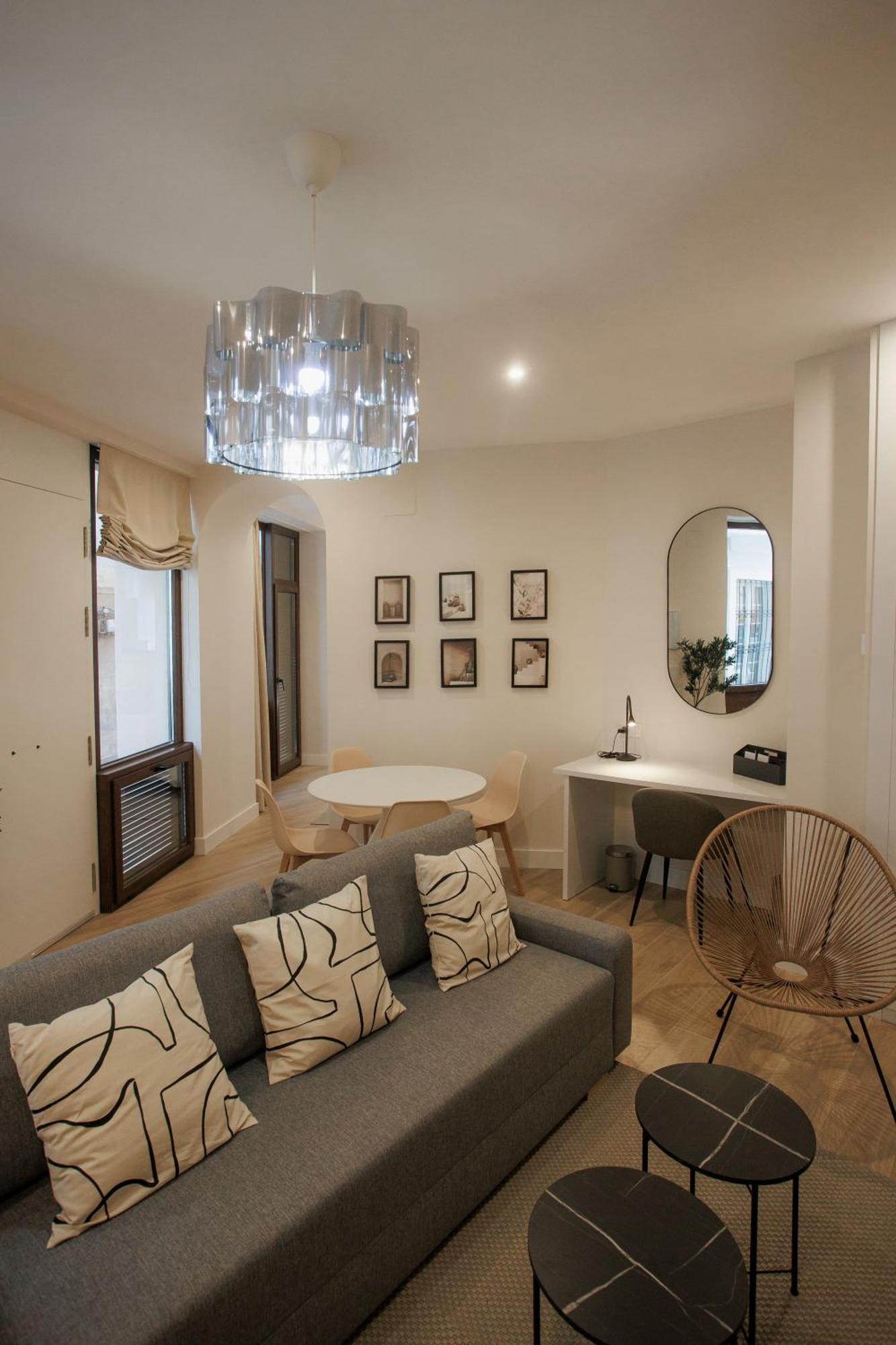 Apartamentos Cervantes Badajoz Buitenkant foto
